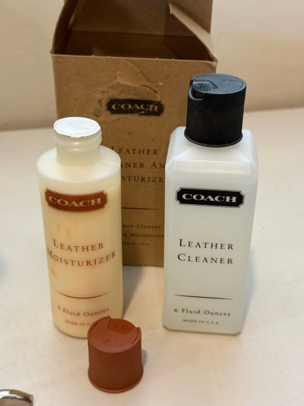 Coach Leather Cleaner And Moisturizer New In Box - Picture 6 of 7
